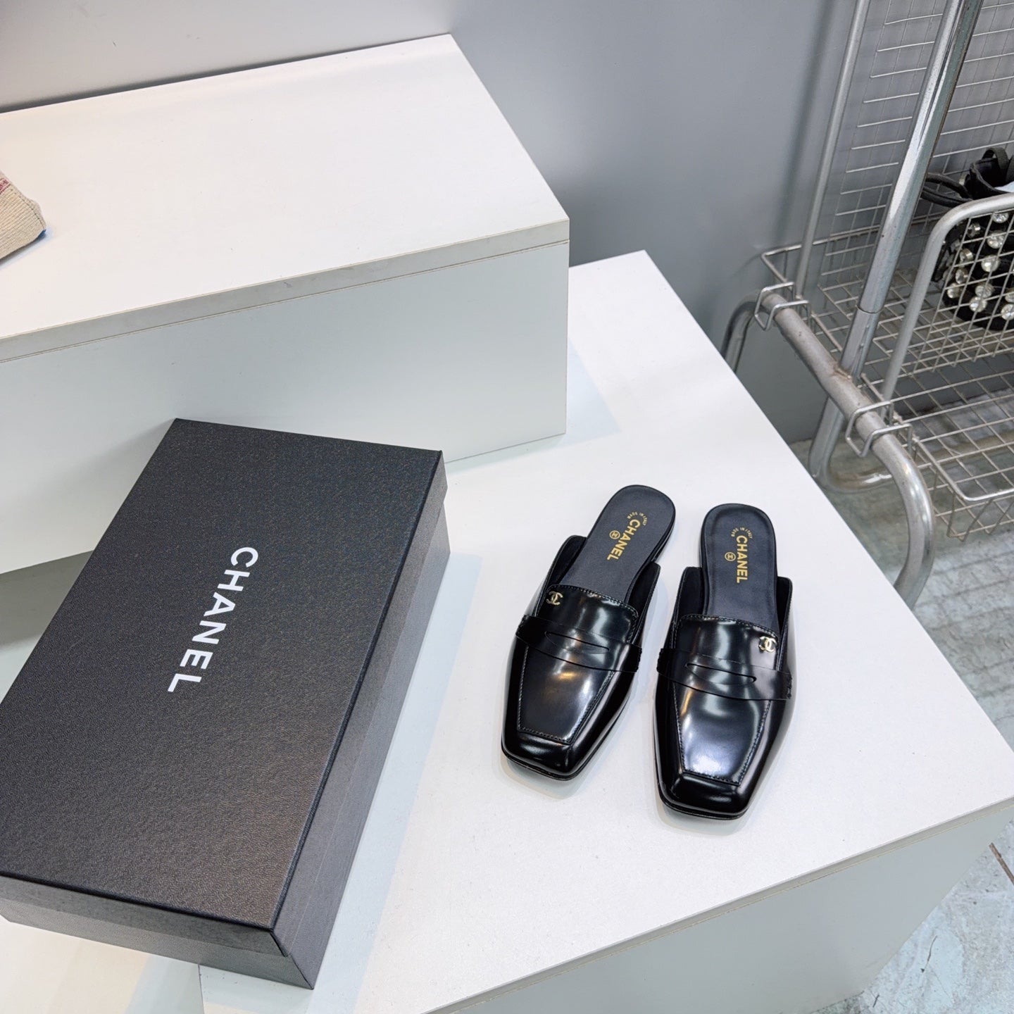 CHANEL 26S LOAFER MULES IN BLACK PATENT LAMBSKIN mysite