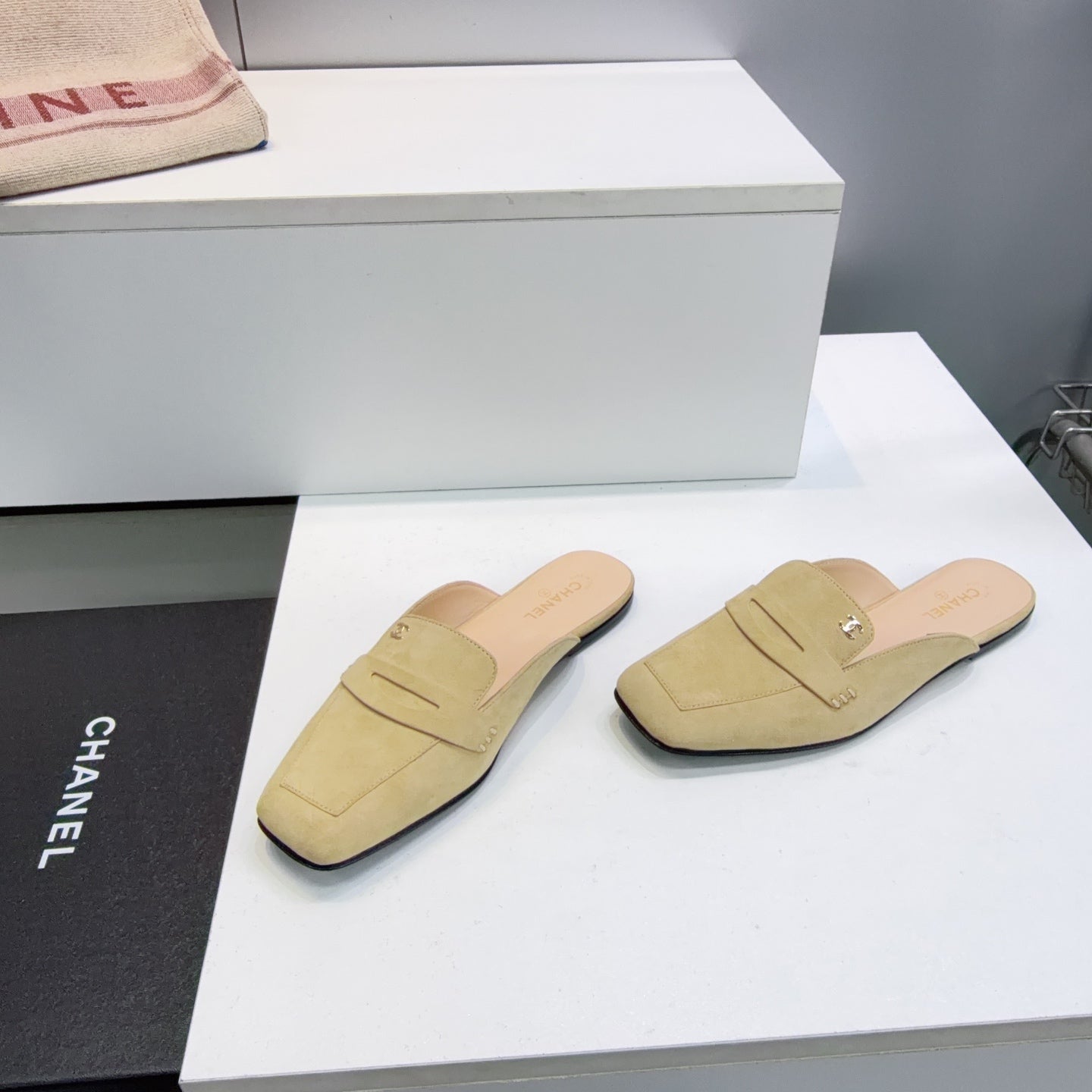 CHANEL 26S LOAFER MULES IN BEIGE SUEDE mysite