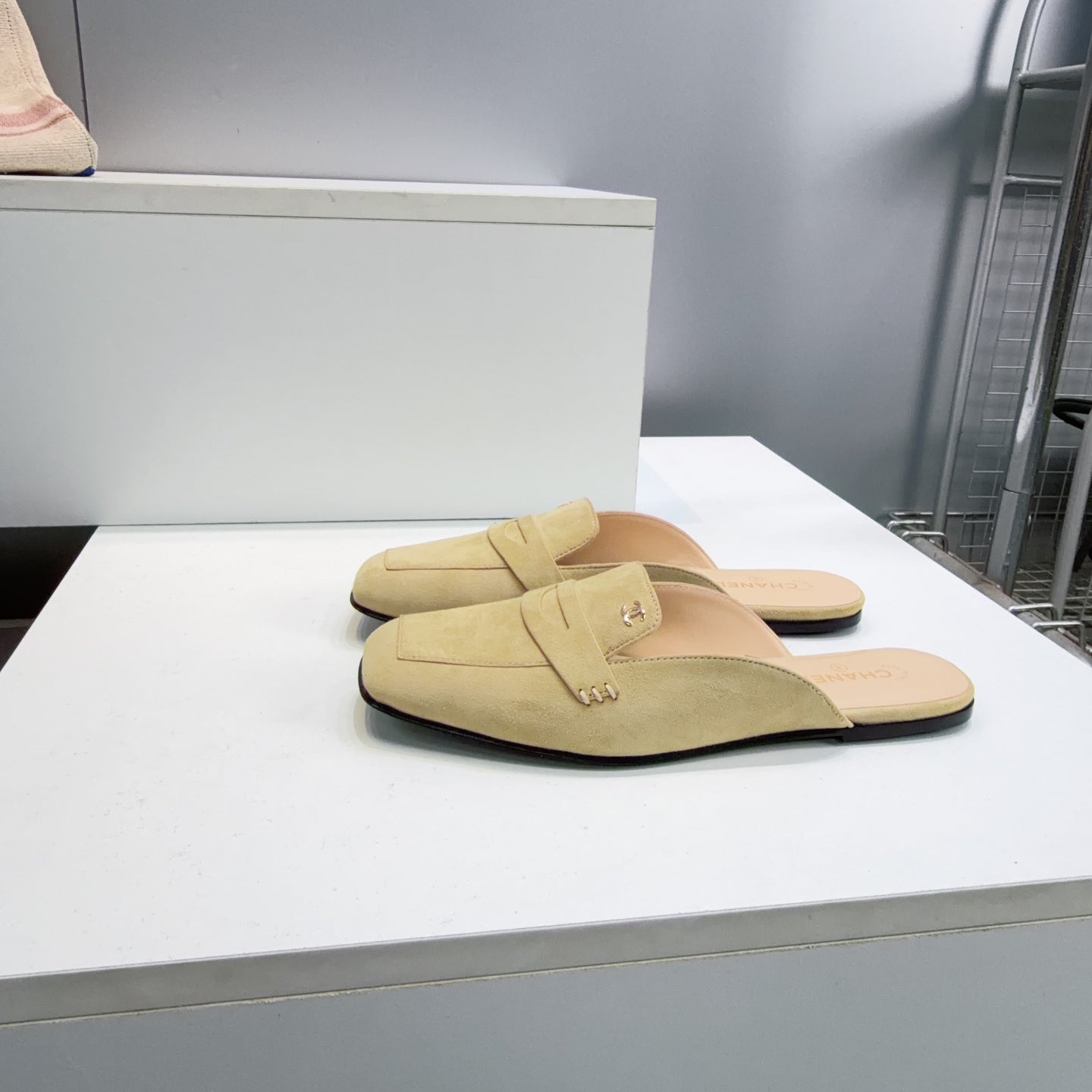 CHANEL 26S LOAFER MULES IN BEIGE SUEDE mysite