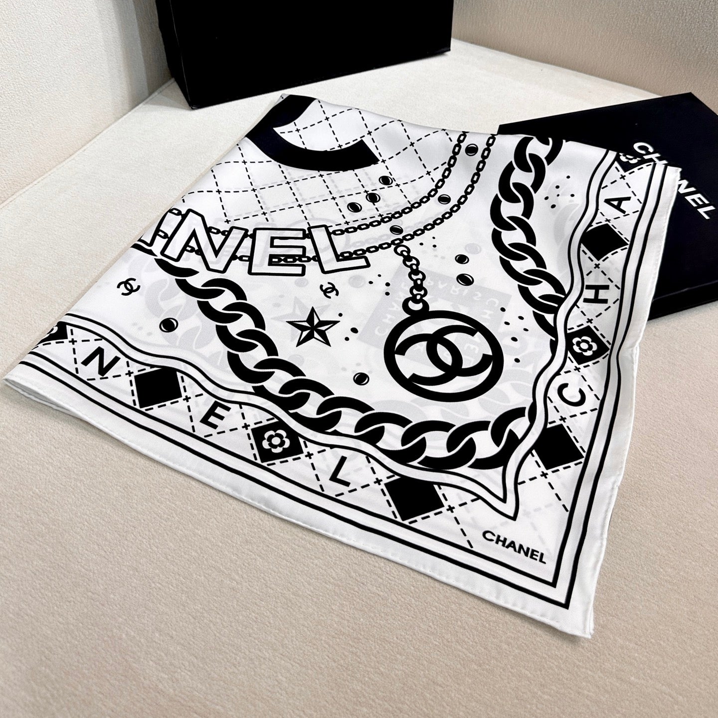 '- 26S SCARF 90 IN SILK 304580 mysite