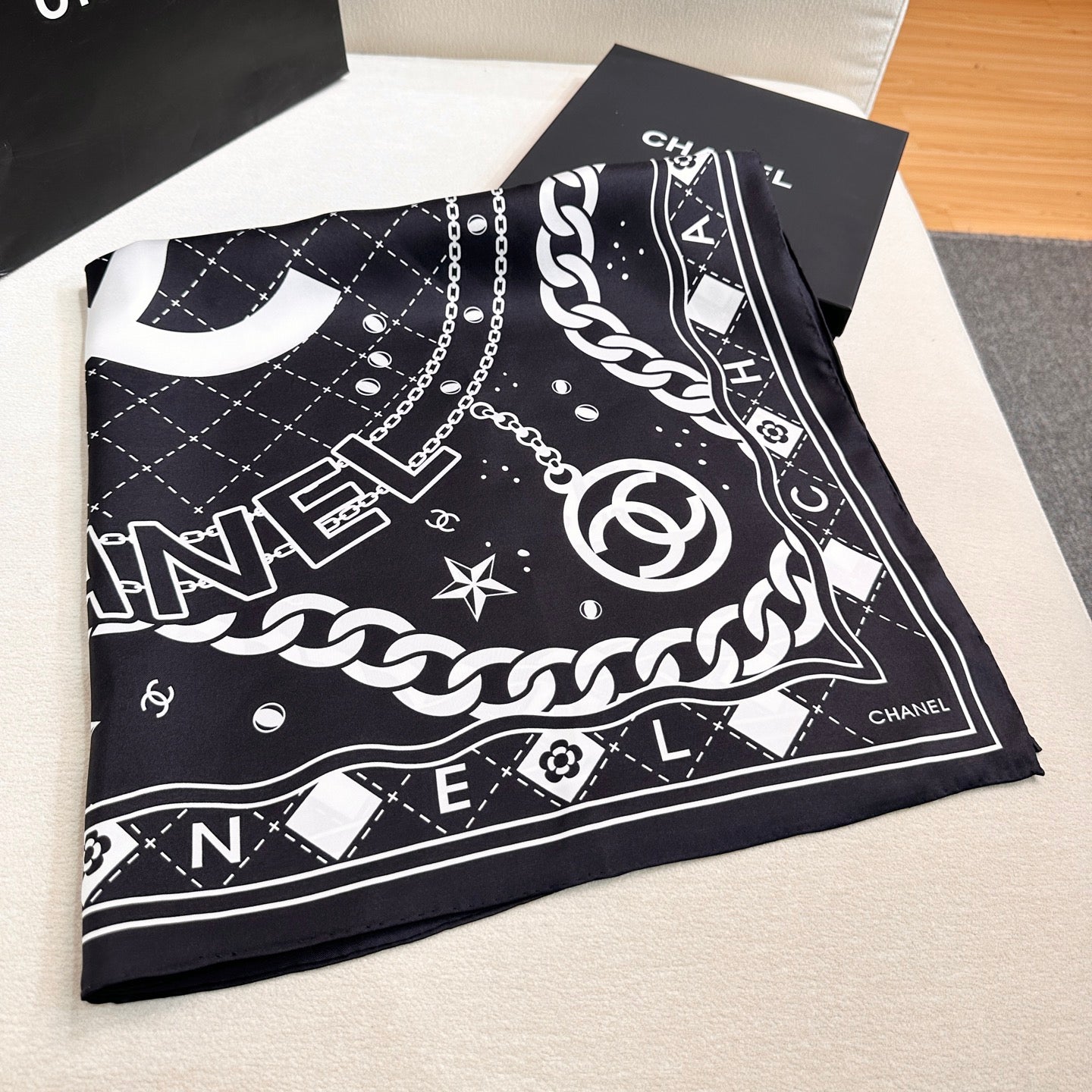 '- 26S SCARF 90 IN SILK 304581 mysite
