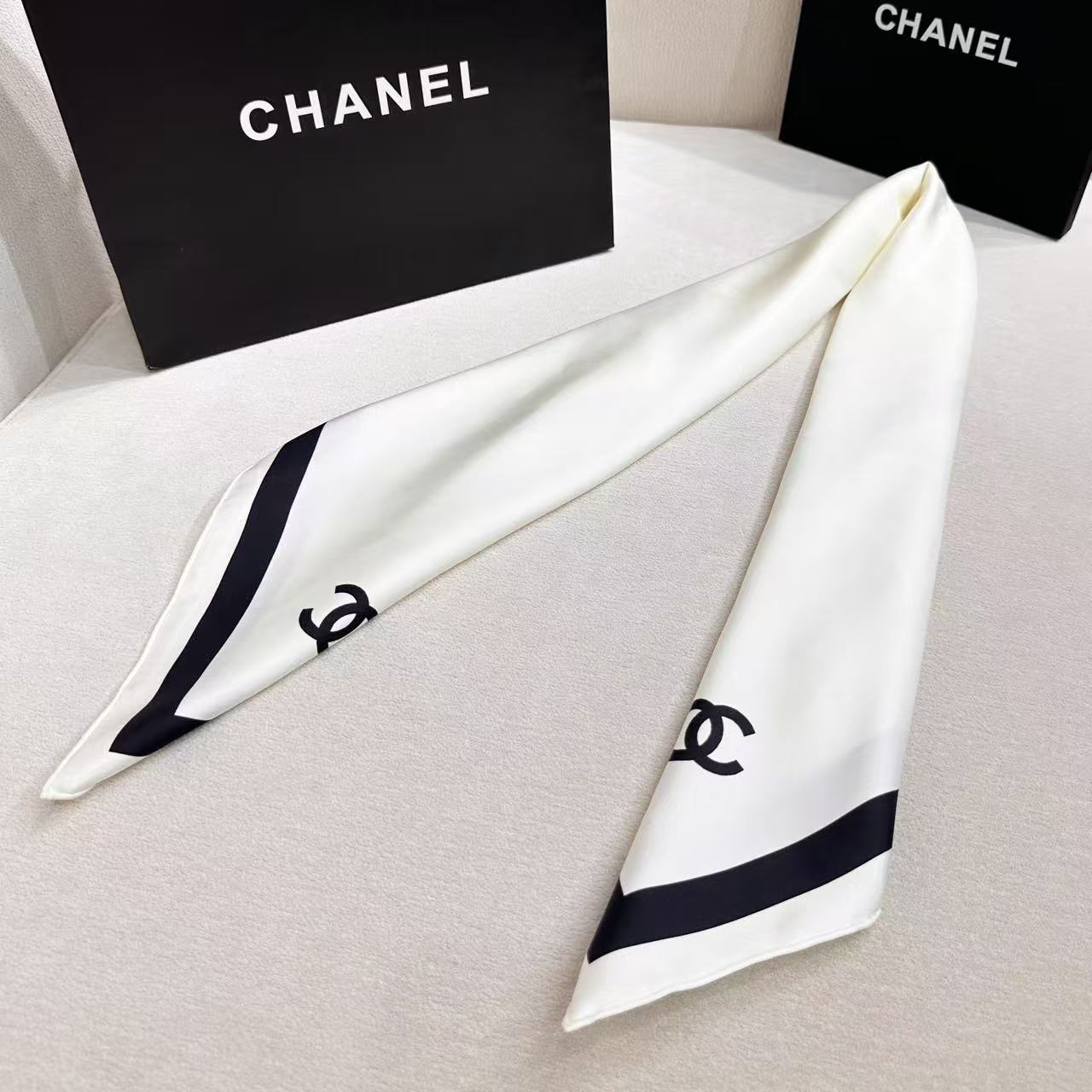 '- 26S SCARF 90 IN SILK 303209 mysite