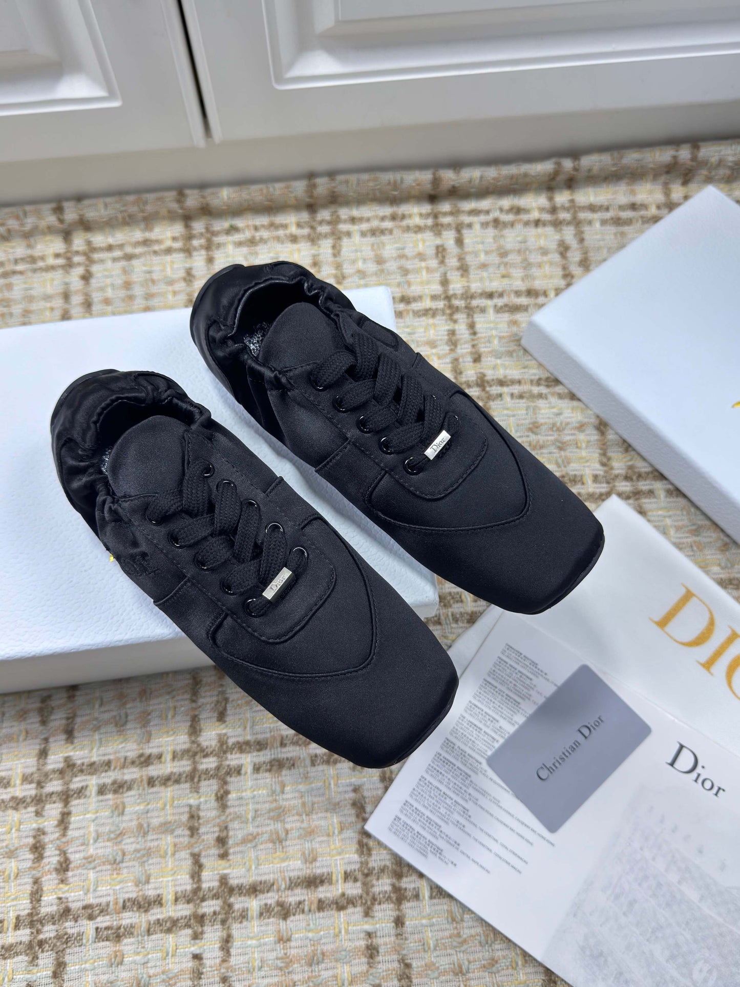 DIOR 26S LOW TOP SNEAKERS IN BLACK SATIN DIOR LOGO mysite