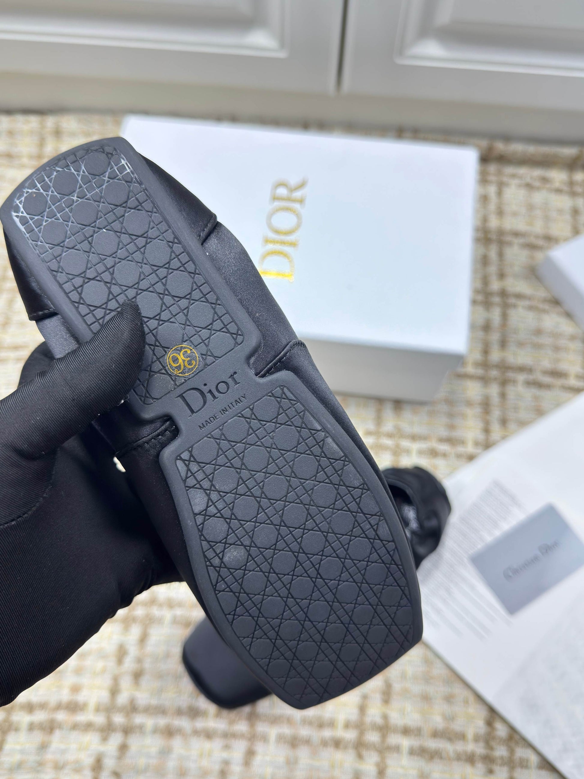 DIOR 26S LOW TOP SNEAKERS IN BLACK SATIN DIOR LOGO mysite