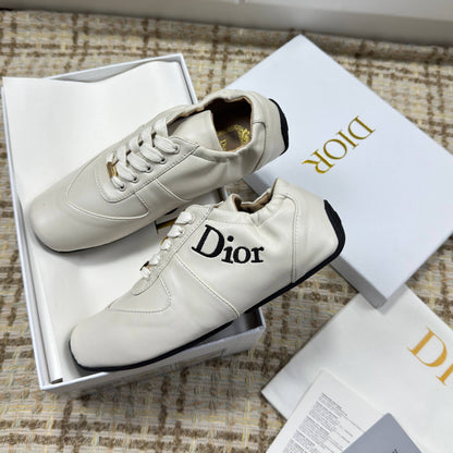 DIOR 26S LOW TOP SNEAKERS IN WHITE CALFSKIN DIOR LOGO mysite