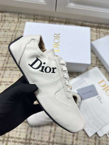 DIOR 26S LOW TOP SNEAKERS IN WHITE CALFSKIN DIOR LOGO mysite
