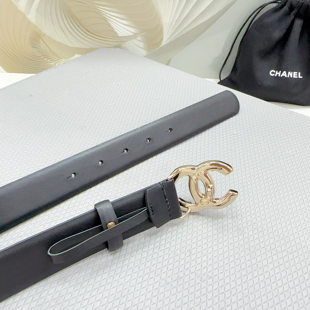 CC 30MM BELT IN BLACK SHINNY CALFSKIN WHITE LOGO mysite