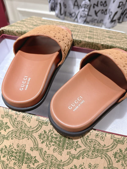 GG SLIDES IN BURNT ORANGE SUEDE WITH EMBOSSED LOGO STYLE 5 mysite