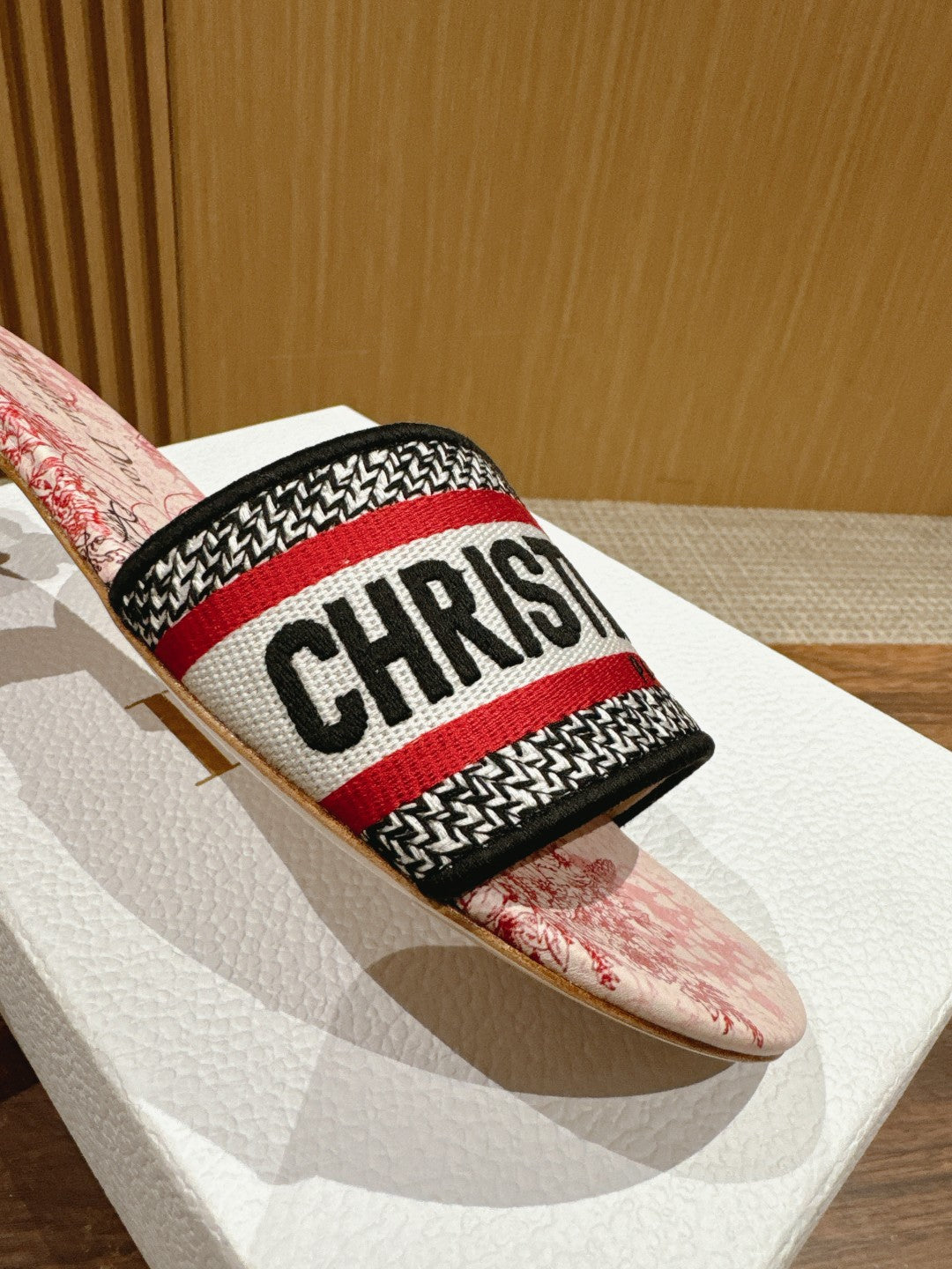 26S SLIDE SANDALS IN RED TOILE PRINT LOGO STRAP mysite