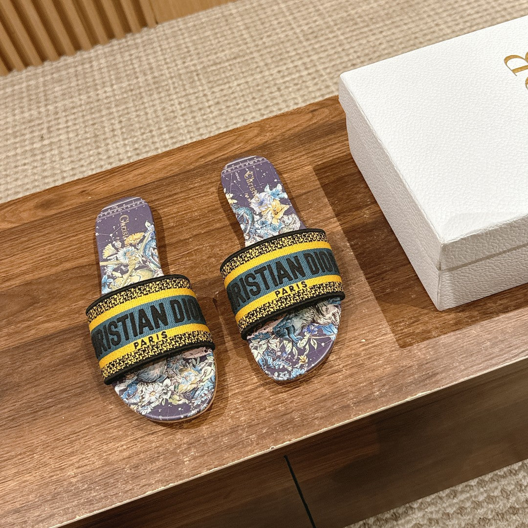 26S SLIDE SANDALS IN PURPLE FLORAL MULTICOLOR LOGO STRAP mysite