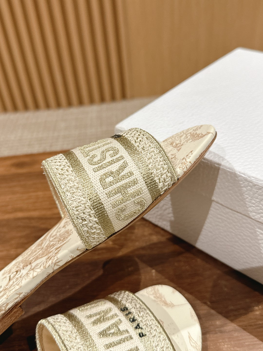 26S SLIDE SANDALS IN BEIGE TOILE DE JOUY LOGO mysite