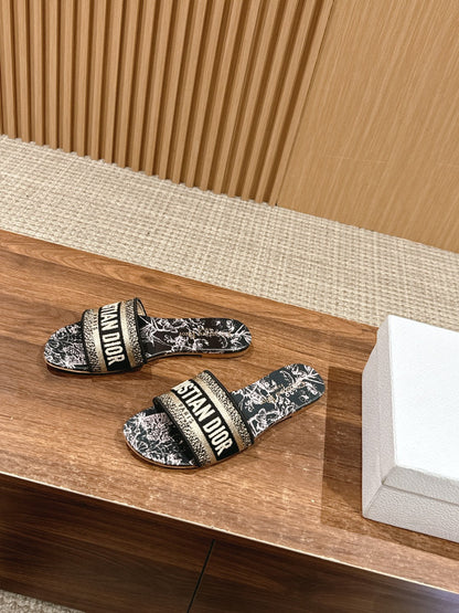 26S SLIDE SANDALS IN BLACK TOILE DE JOUY LOGO mysite