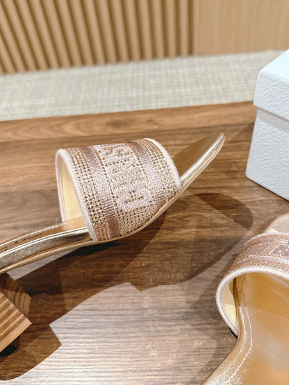 DIOR 26S D-CLUB EMBROIDERED HEELED SLIDES IN ROSE GOLD mysite