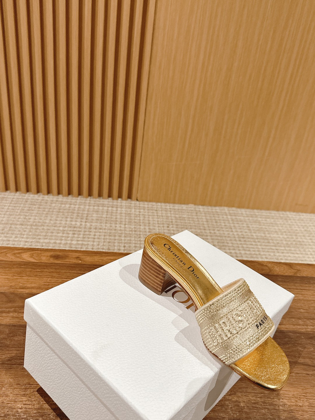 DIOR 26S D-CLUB EMBROIDERED HEELED SLIDES IN GOLD mysite