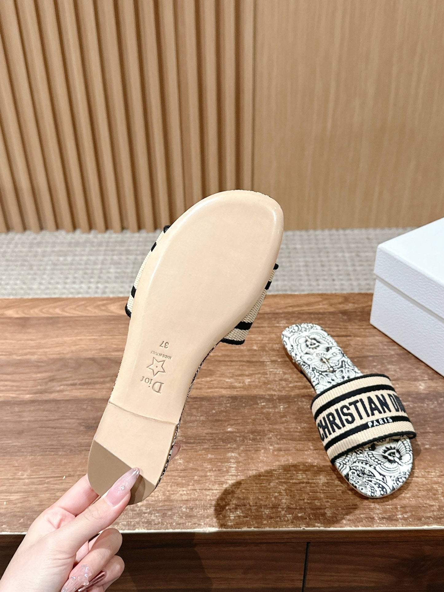 26S D-CLUB EMBROIDERED SLIDES IN BLACK TOILE DE JOUY mysite