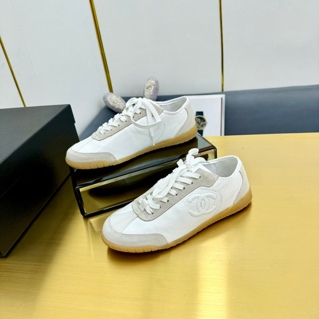 CC SNEAKER IN WHITE CALFSKIN AND SUEDE mysite
