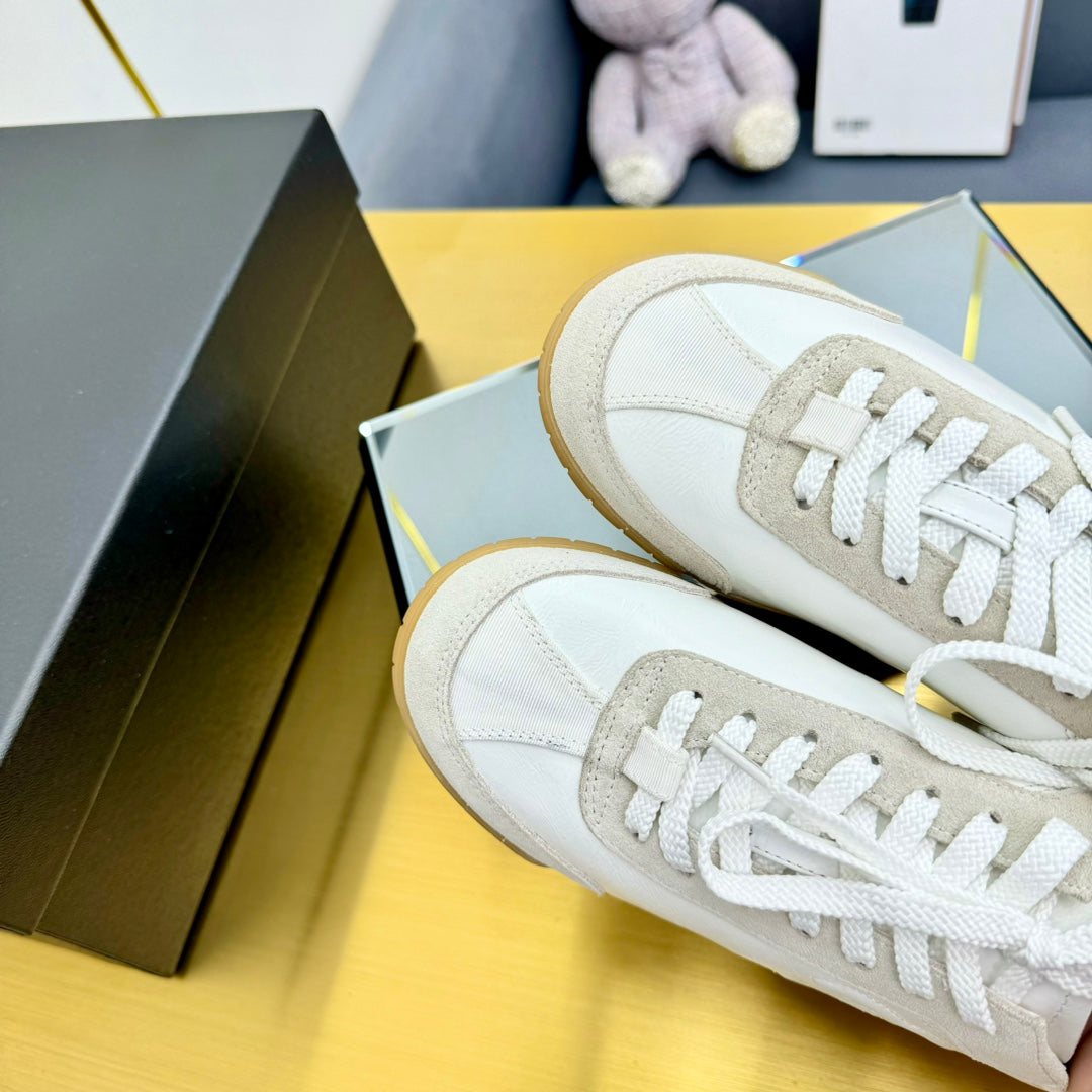 CC SNEAKER IN WHITE CALFSKIN AND SUEDE mysite