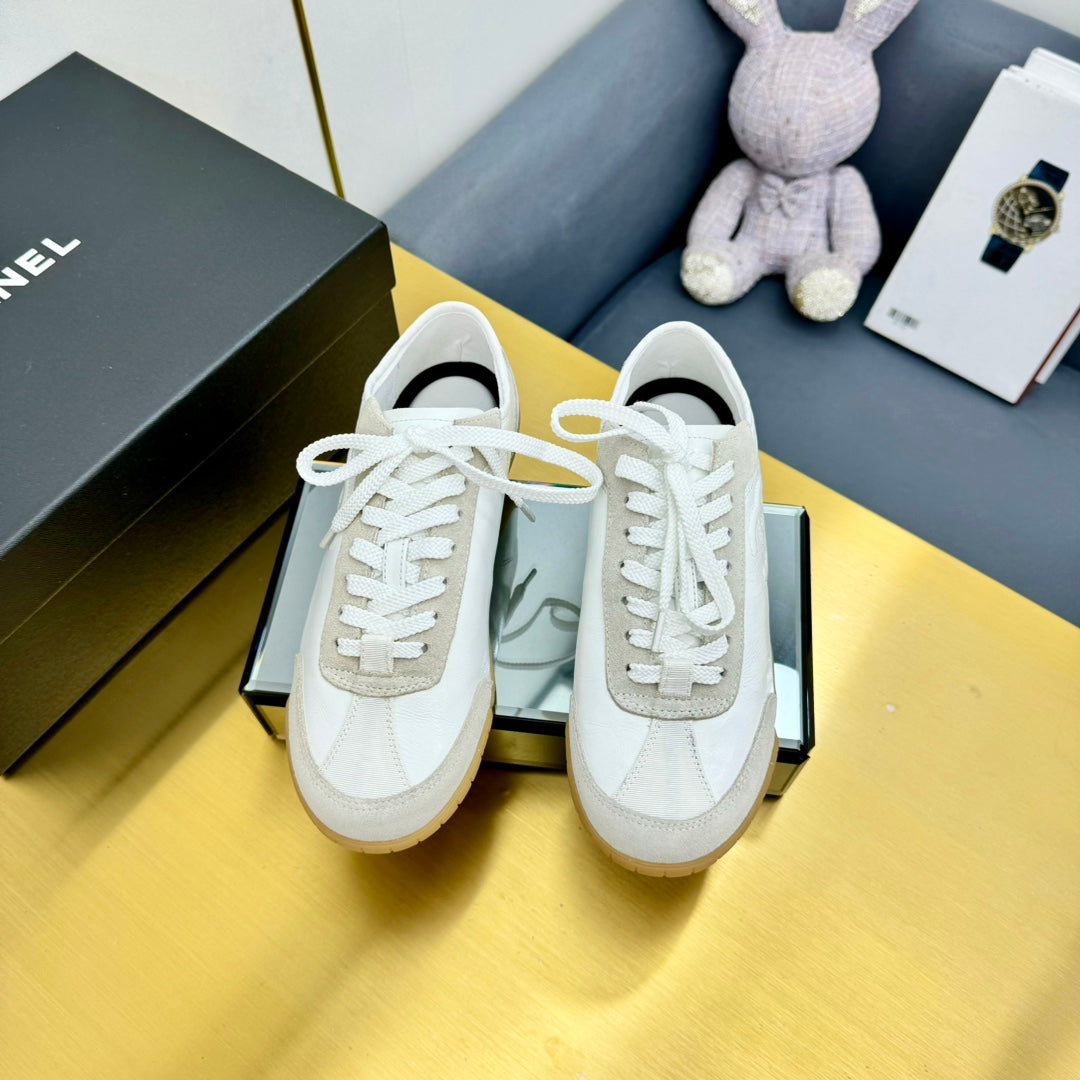 CC SNEAKER IN WHITE CALFSKIN AND SUEDE mysite