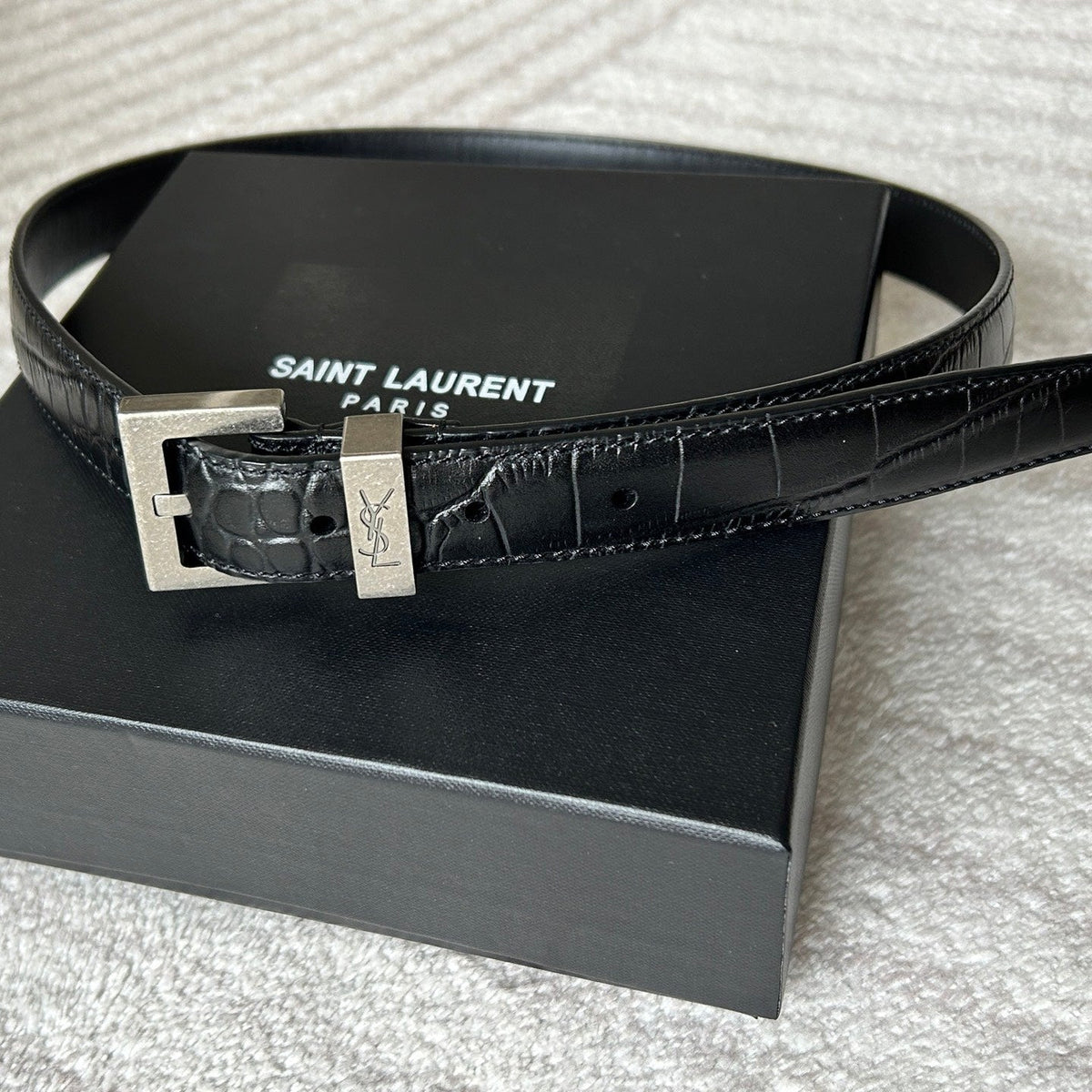 YSL 25S BELT 20 MM IN BLACK EMBOSSED CALFSKIN 543673 mysite