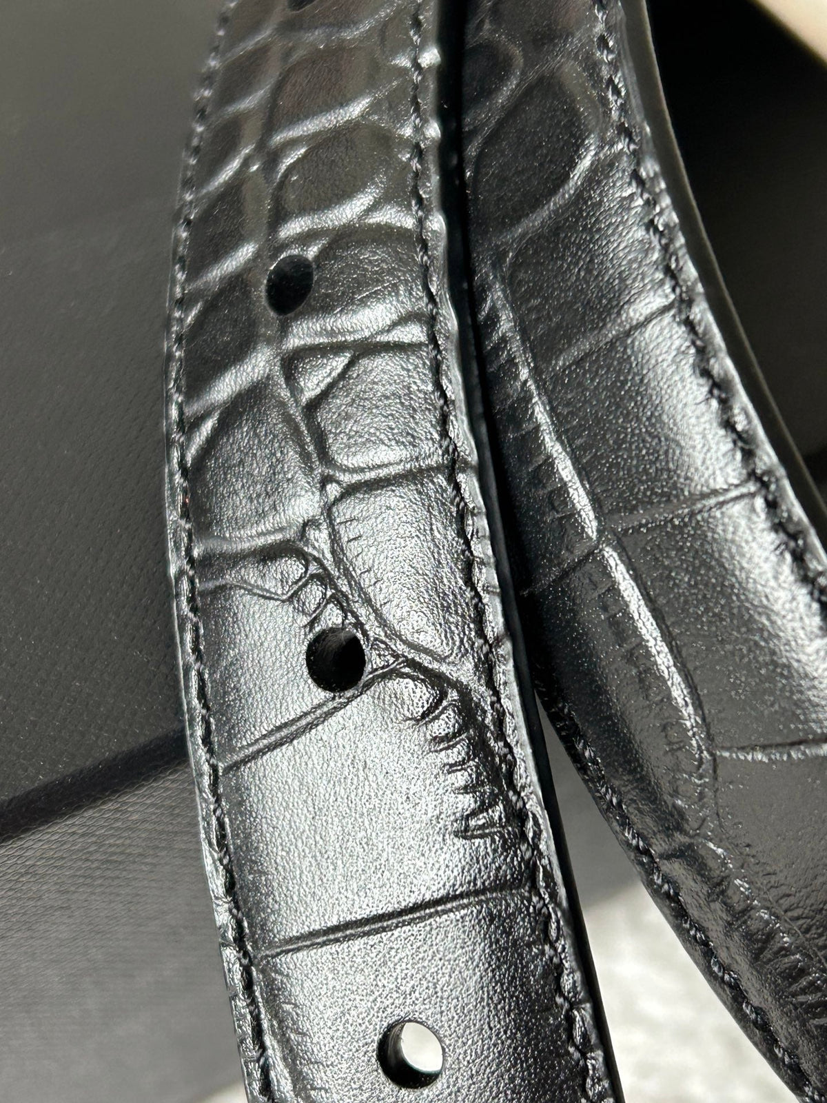 YSL 25S BELT 20 MM IN BLACK EMBOSSED CALFSKIN 543673 mysite