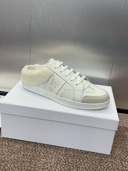 STAR SNEAKER IN WHITE CALFSKIN AND SHEARLING mysite