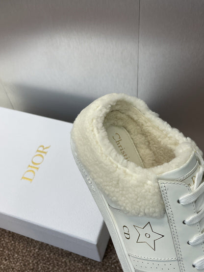 STAR SNEAKER IN WHITE CALFSKIN AND SHEARLING mysite