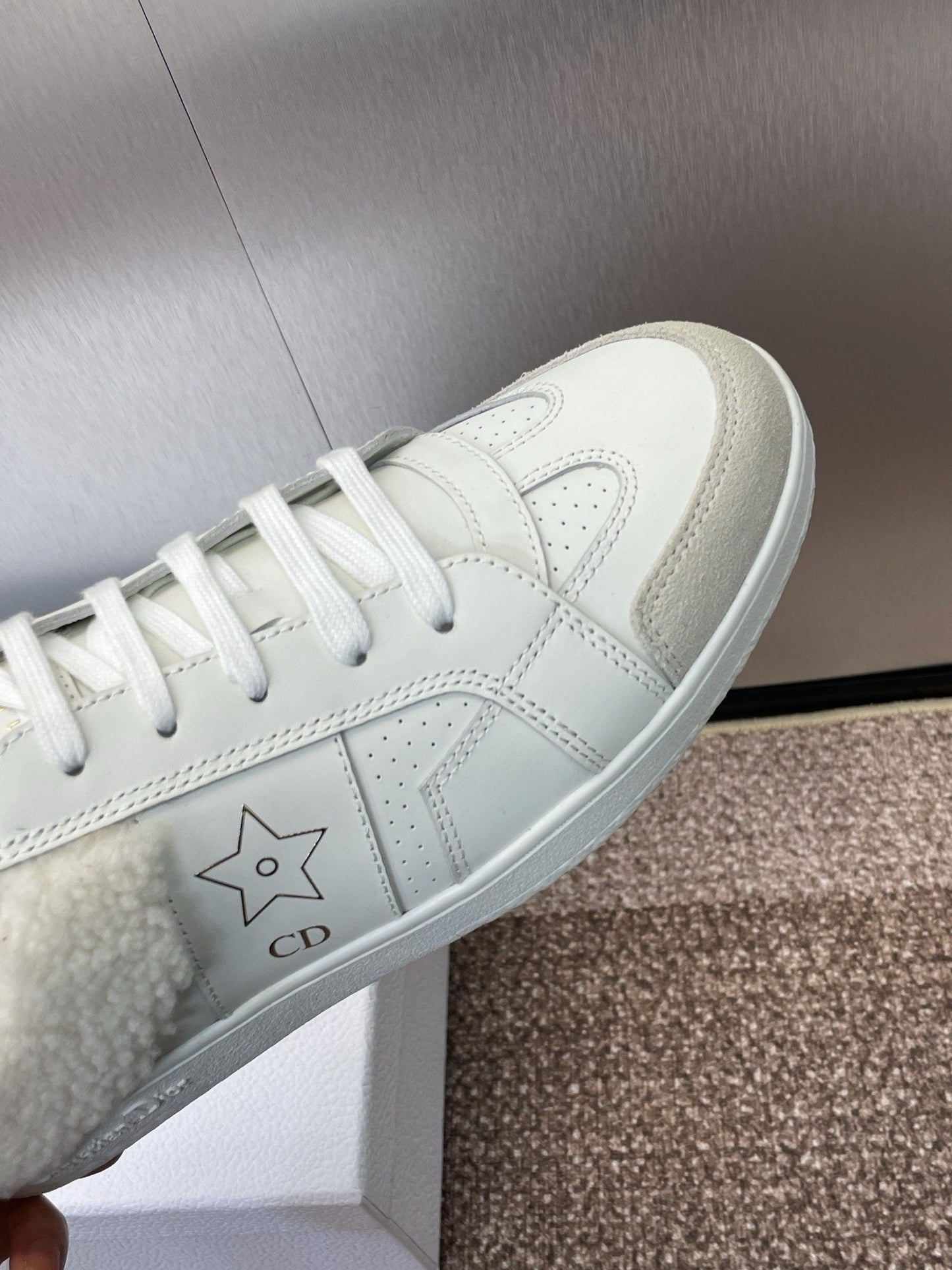 STAR SNEAKER IN WHITE CALFSKIN AND SHEARLING mysite