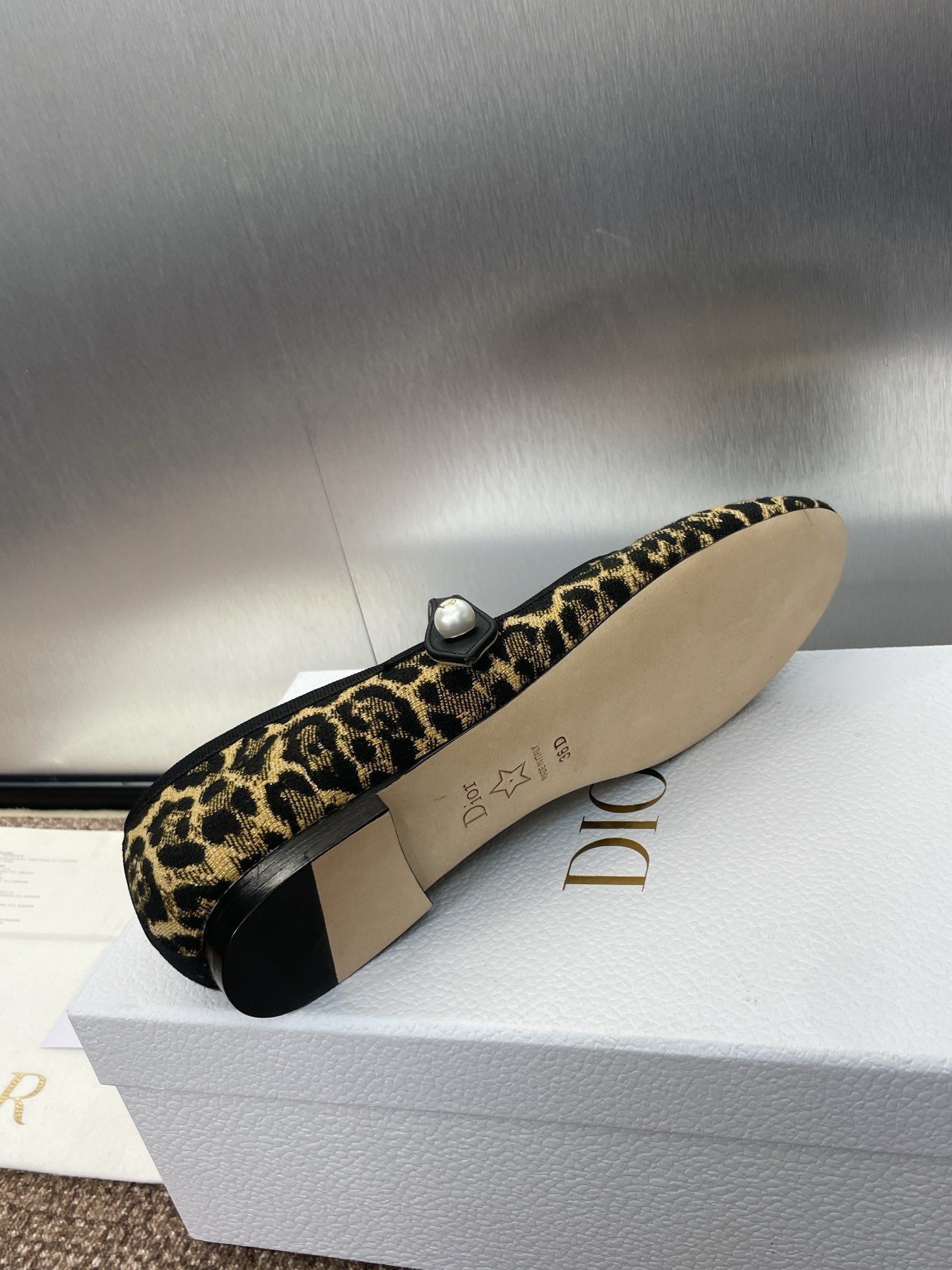 BALLET FLAT CAMEL PONY HAIR CALFSKIN WITH BROWN LEOPARD MOTIF mysite