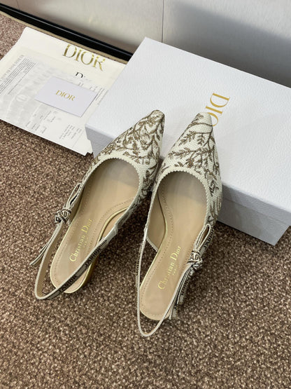 J'ADIOR SLINGBACK PUMP WHITE AND GOLD-TONE MILLEFIORI JACQUARD mysite