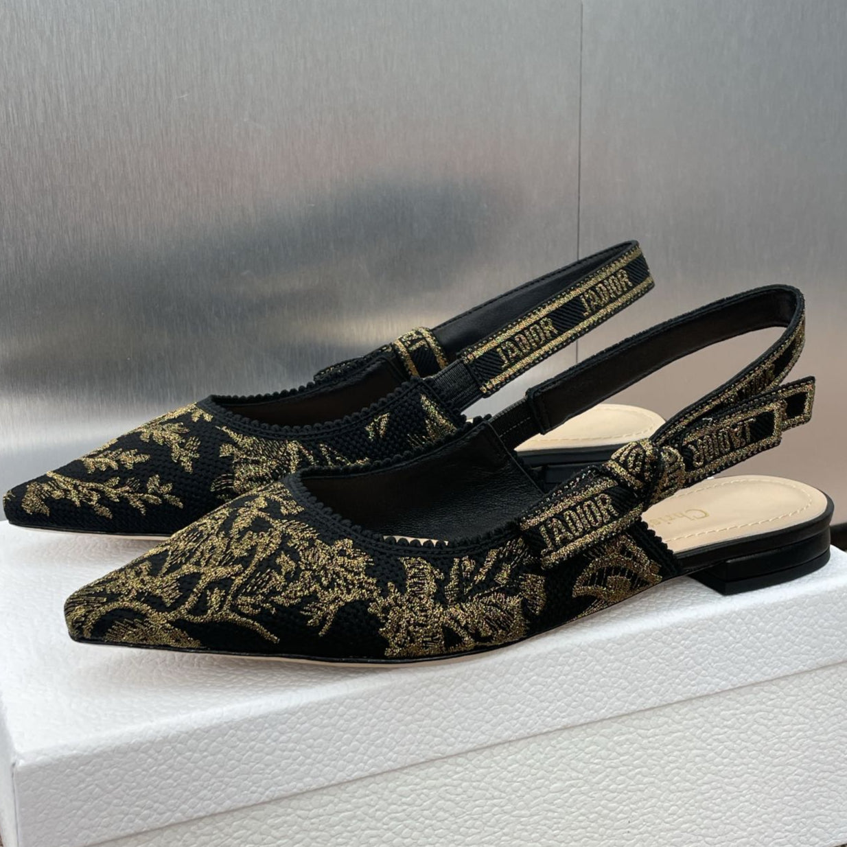 J'ADIOR SLINGBACK PUMP BLACK AND GOLD-TONE MILLEFIORI JACQUARD mysite