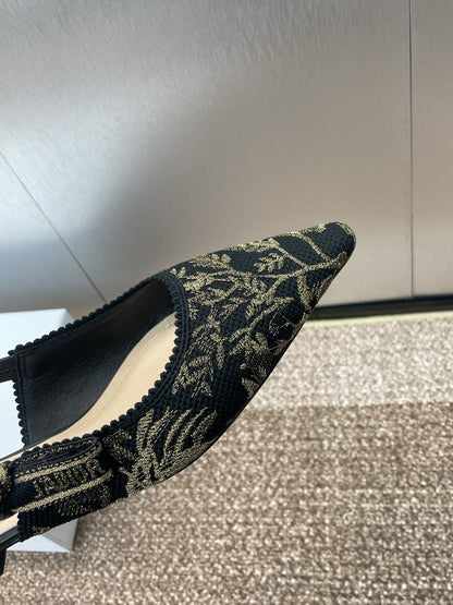 J'ADIOR SLINGBACK PUMP BLACK AND GOLD-TONE MILLEFIORI JACQUARD mysite