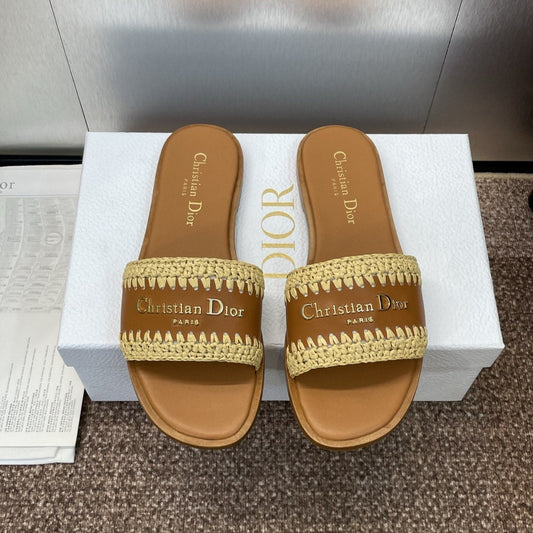 DIOR 25S D-LANE SLIDE CAMEL CALFSKIN AND NATURAL BRAIDED RAFFIA mysite