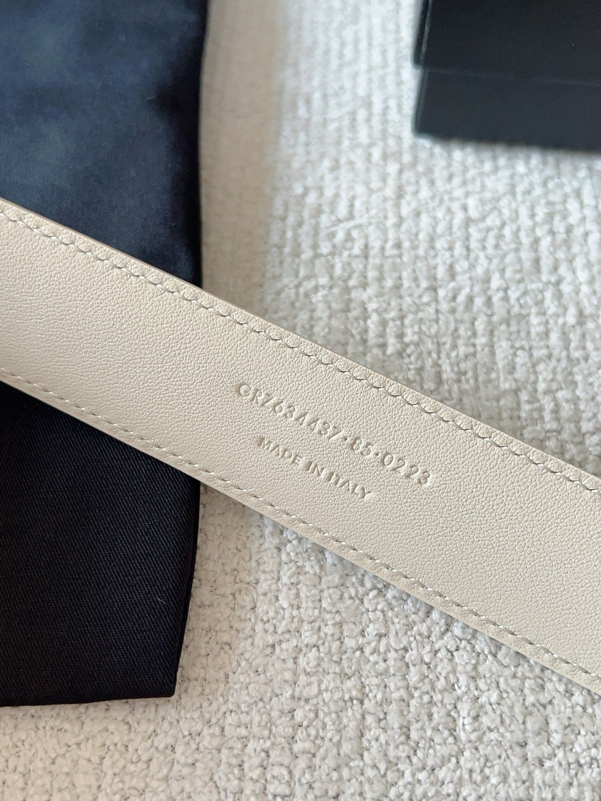 YSL 25S BELT 30 MM IN CREAM WHITE CALFSKIN 571019 mysite