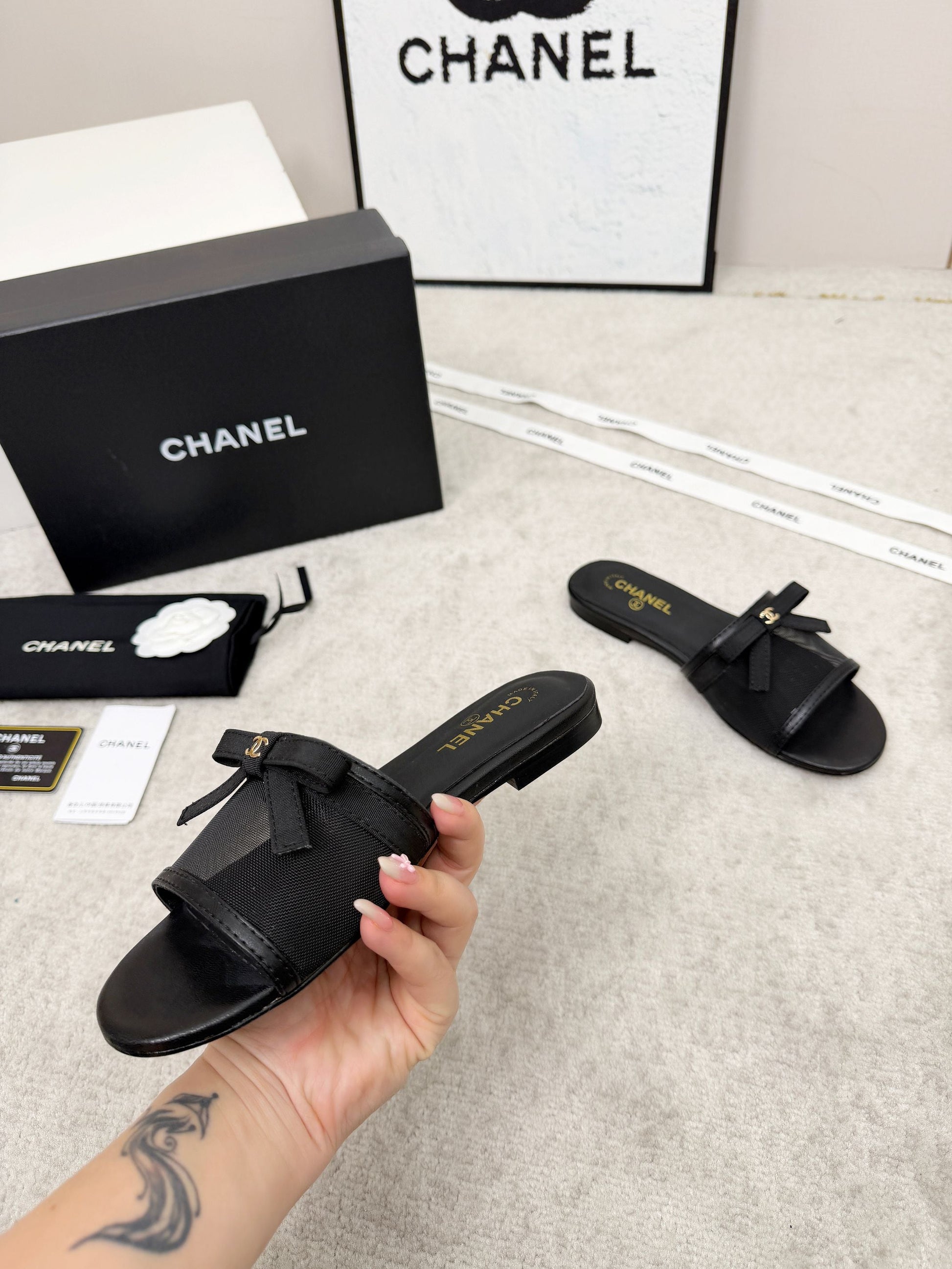 CHANEL 26S SLIDE SANDALS IN BLACK MESH AND CALFSKIN WITH RIBBON mysite