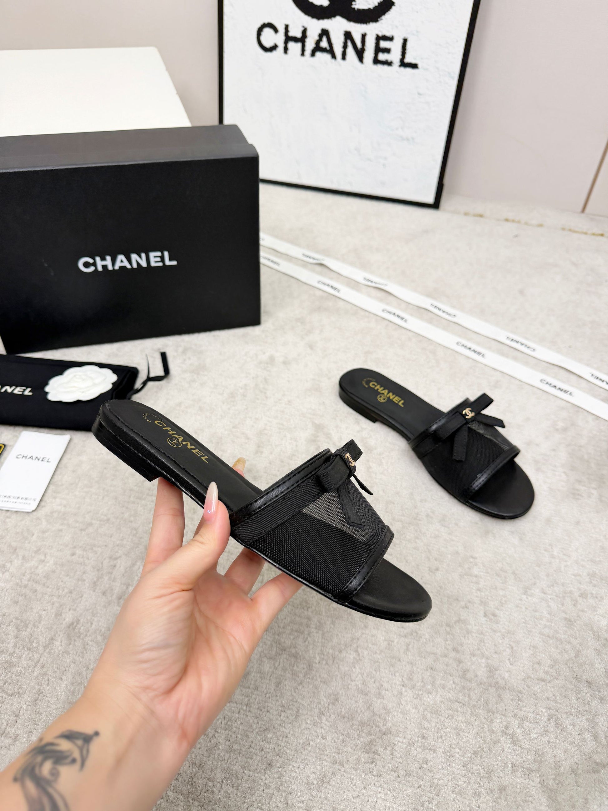 CHANEL 26S SLIDE SANDALS IN BLACK MESH AND CALFSKIN WITH RIBBON mysite