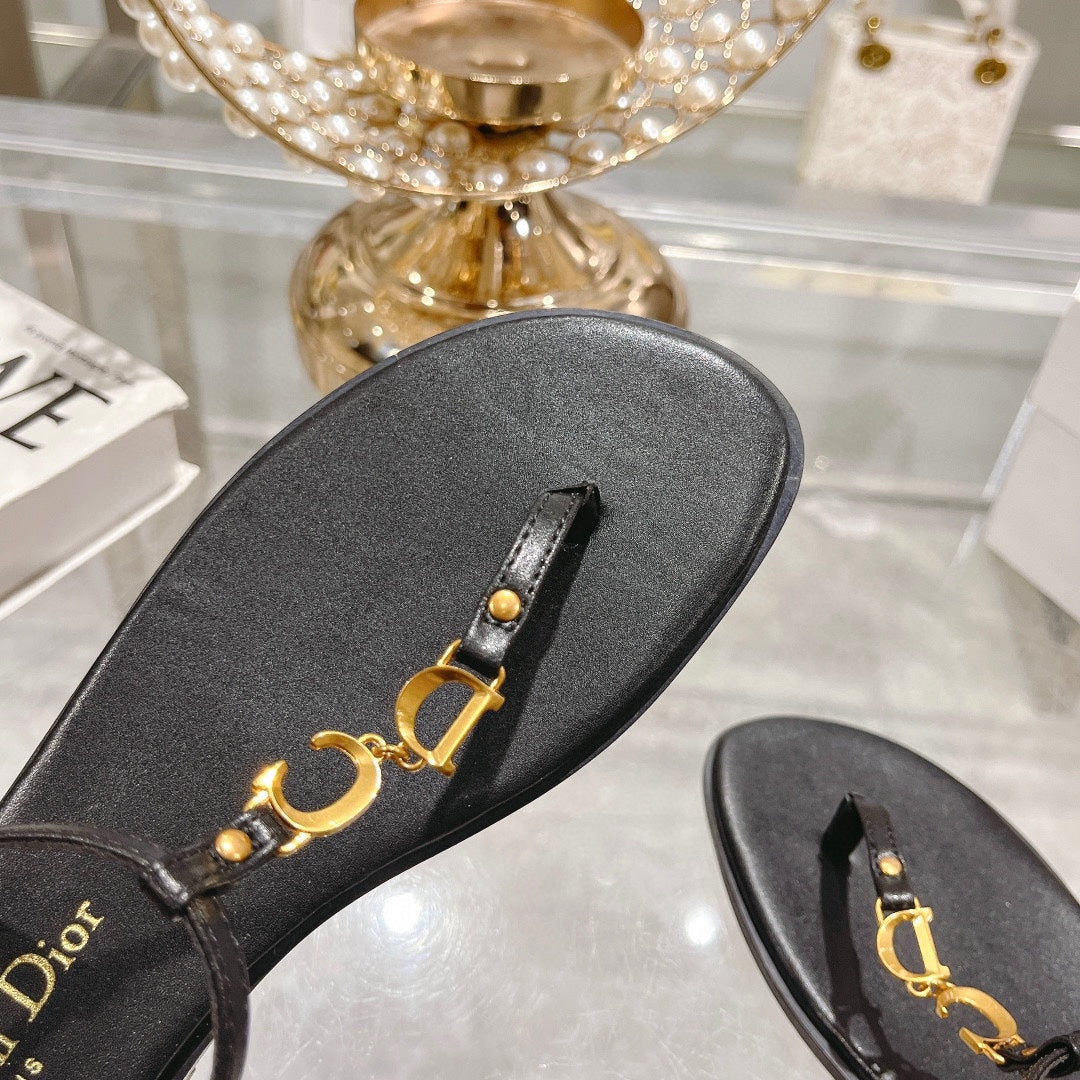 VIERA C'EST THONG SANDAL BLACK AQUAMARINA CALFSKIN mysite