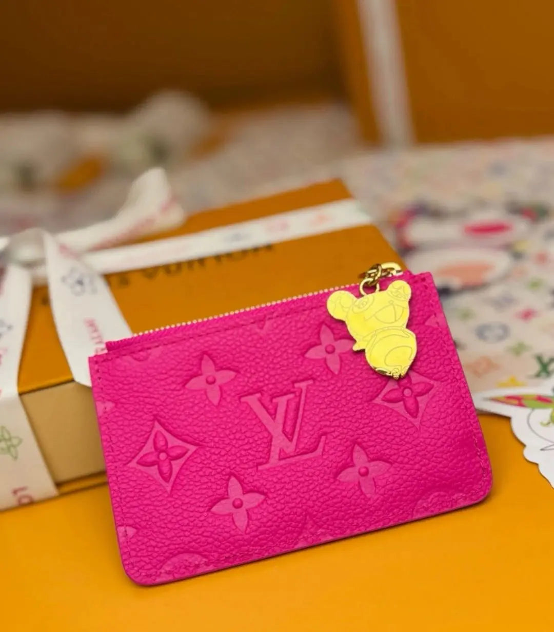 L--Inspired Card Holder Wallet: Chic & Functional!-s2 mysite