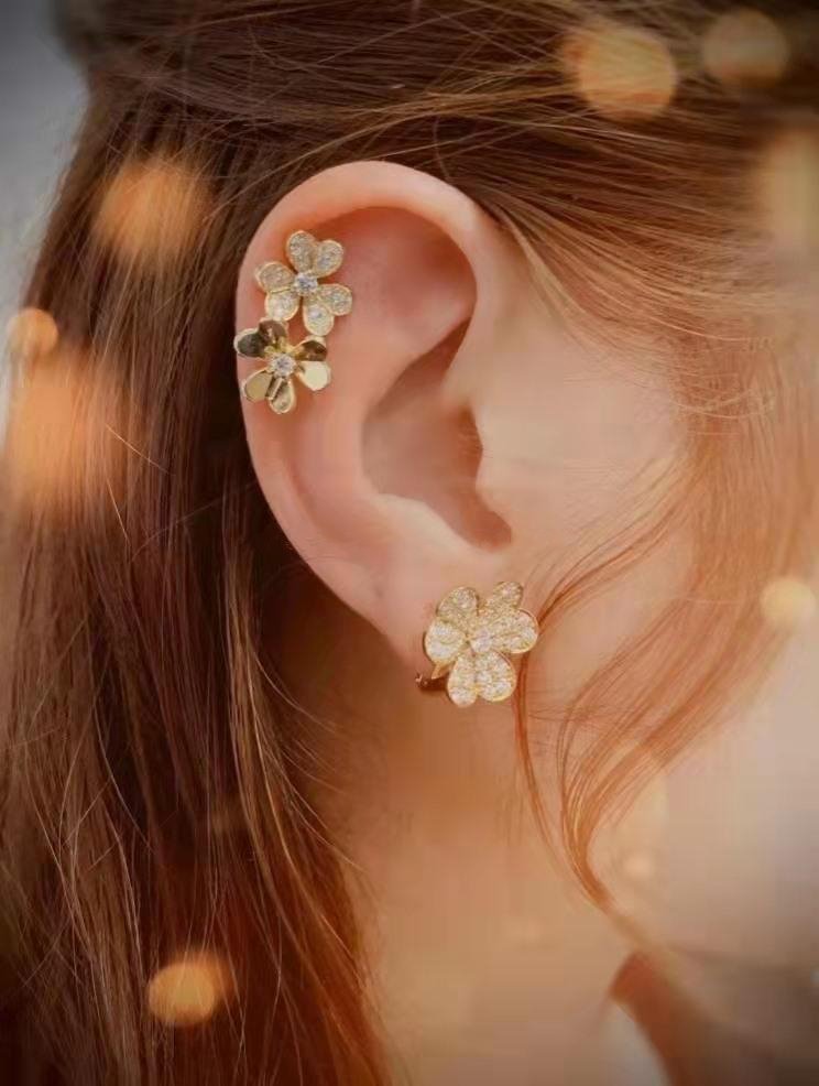 FRIVOLE GOLD FLOWER EARRINGS mysite