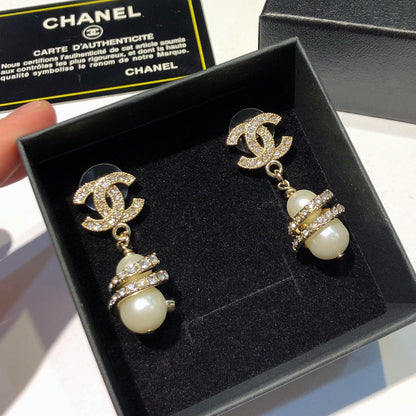 CHANEL 26S DOUBLE C LOGO PAVE CRYSTAL DROP EARRINGS WITH PEARL CHARM IN GOLD METAL 633339 mysite