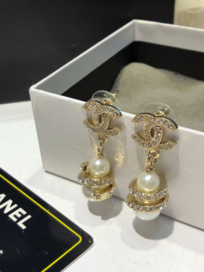 CHANEL 26S DOUBLE C LOGO PAVE CRYSTAL DROP EARRINGS WITH PEARL CHARM IN GOLD METAL 633339 mysite